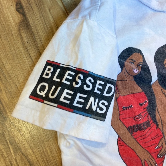 ✖️BLESSED QUEEN✖️ - Picture 4 of 5